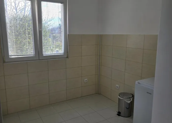 Tolosi Appartement *